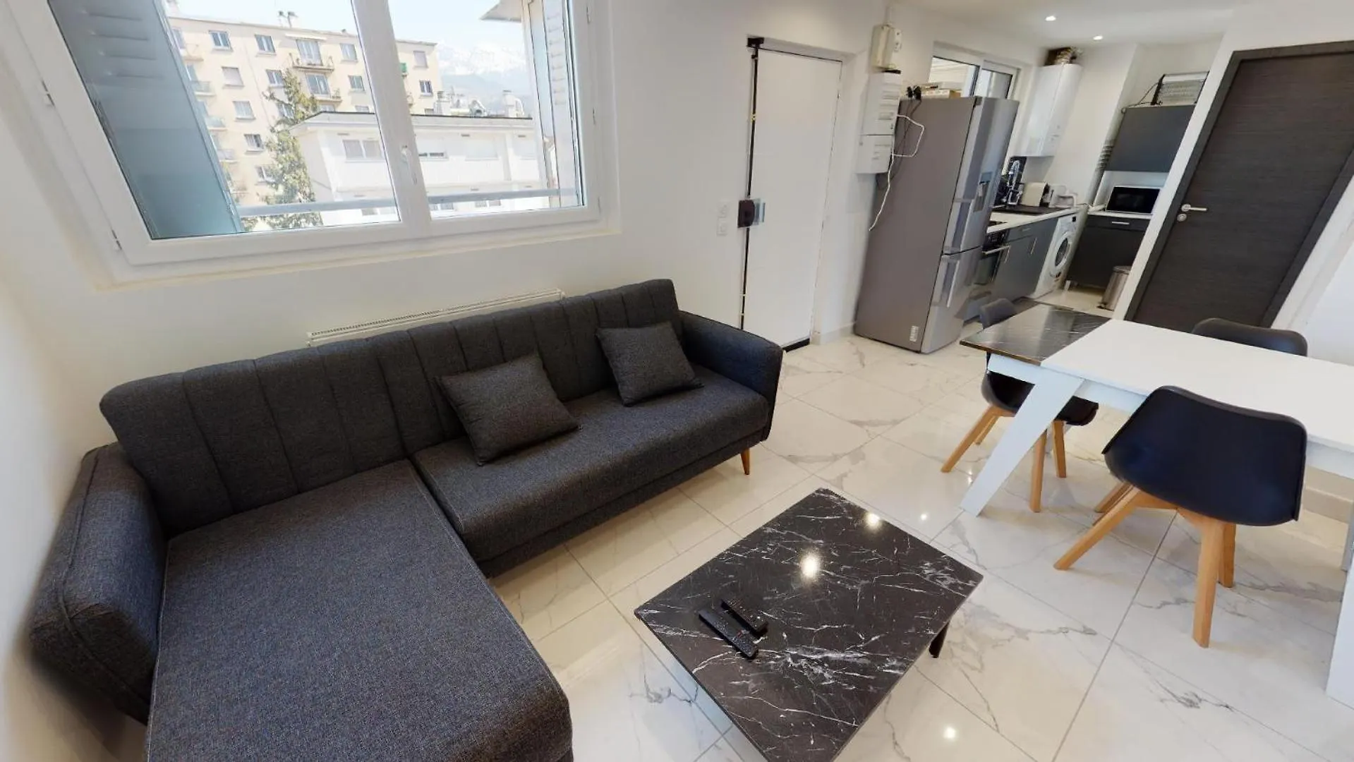Homestay Belle Chambre Chez L'Habitant Calme Au 4E Etage Sans Ascenseur Grenoble